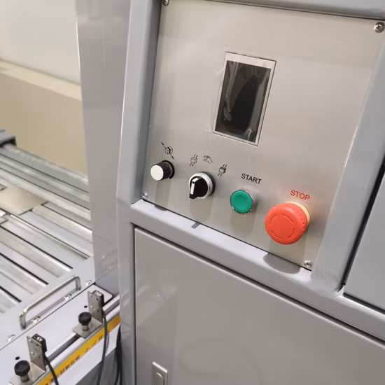 サンパックローテーブル冷蔵庫包装ライン用ローラー付き自動結束機